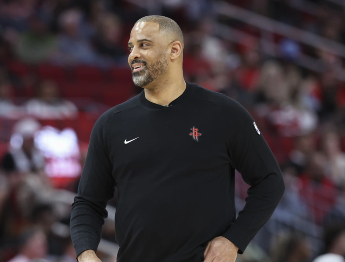 湖人加时力克火箭系列赛3-0领先 火箭四大隐患暴